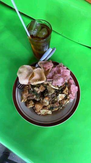 RUJAK CINGUR ENAK DISOLO  ️ ️

#RCTIPlus  #HOTrctiplus #infomakansolo  ##foodvlogger 