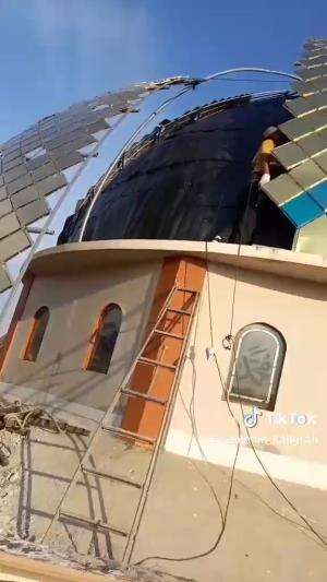 pemasangan kubah panel stenlis gold miror diameter 9 meter