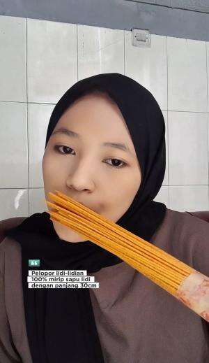 Makan mie lidi dengan berbagai macam varian 🤤