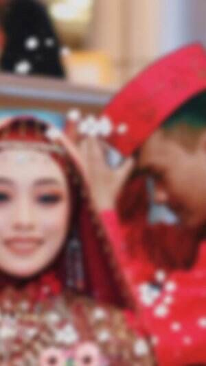 tebak kita udah nikah belum? hehe