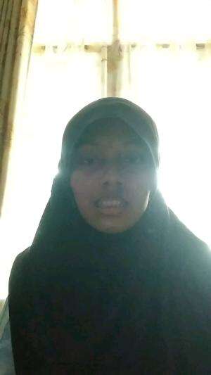 IDOL_XIV SARAH JASMINE HUMAIRA 18 CIAMIS, JAWA BARAT BIDADARI YANG TERLUKA