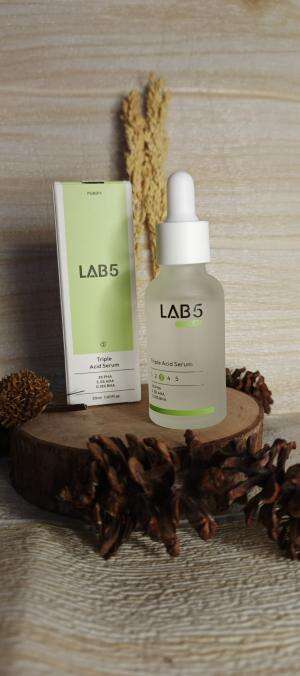 Serum Favoritku nih.. kalian wajib beli!! fix gk bakal nyesel.. 