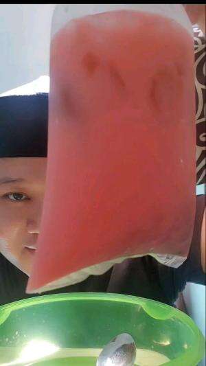 Pulang Jumatan Auto Penasaran Sama Es ini⁉️.Pasti Kalian Gak Asing. #rctiplus shortplus #jajanan #kuliner #minumes 