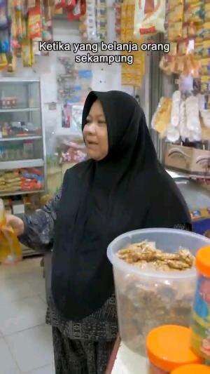KETIKA ORANG BELANJA SEKAMPUNG

#videolucu #videokocak #videohalu #videojenaka #videomeme #videongakak