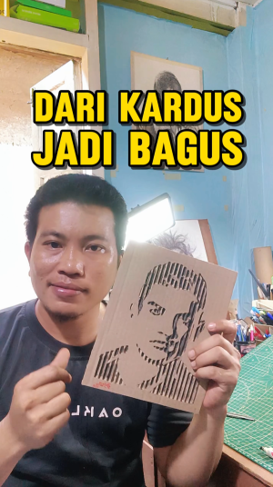 Membuat lukisan Unik dari kardus bekas.  potret Cristiano Ronaldo

#melukis #kreatif #kreasi #CristianoRonaldo   #CR7 #Ronaldo #art #CRAFT #