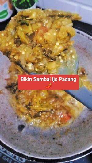 Bikin Sambal Ijo Padang 🌶️ #nasipadang #sambalijo #sambalijopadang #ikanbakar 