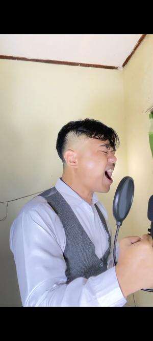 IDOL_XIII MOCHAMMAD THARIQ HIDAYATULLAH 24 TAHUN BOGOR CERIA & THE DRUG IN ME IS REIMAGINED