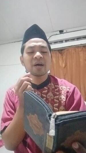 DOA HATAM AL QUR'AN, dulu disalawatkan,Ya Allah.. Semoga Al Qur'an tetap menjadi pedoman hidup kita, pegangan hidup di dunia untuk akherat