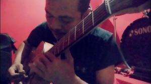 instrumen gitar 