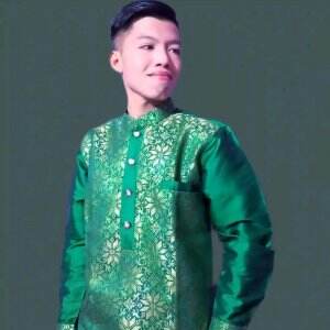 TheSingingBeeindonesia_pemi rizki_beban kasih asmara.