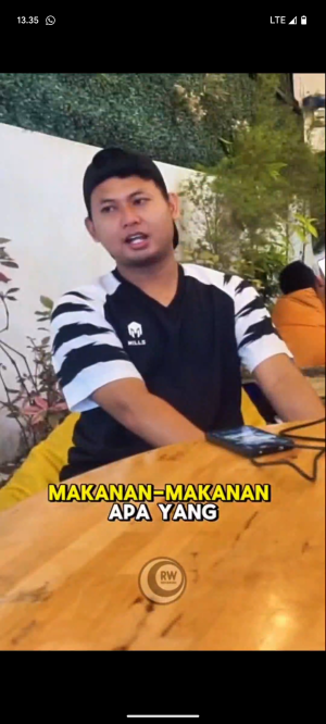 Dad Jokes Battle 20

Ada jokes kalian ? Coba komen dibawah yak!

#dadjokesbattle #komedi #tebakanlucu #jokesbapakbapak #tebakangaring #tebak