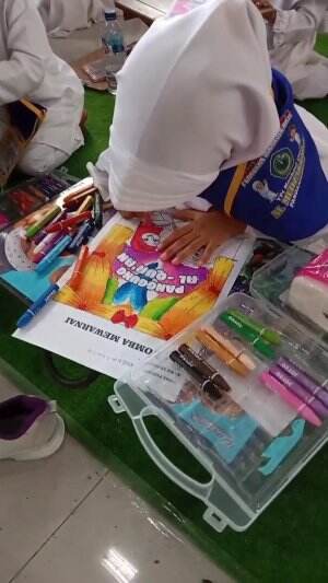 Lomba Mewarnai tema " Gradiasi " di tingkat Kabupaten 