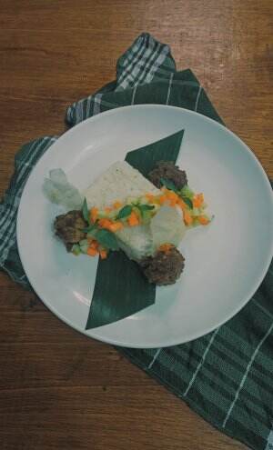 Nevita-Rendang Tumbuk, Nasi Gurih & Acar bikin gagal move on #onlineauditionmci9