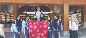 Batik Tulis- Belajar Batik Lestarikan Warisan Budaya


 #RCTIPlus  #HOTrctiplus  #RCTIoke  #rctiofficial 