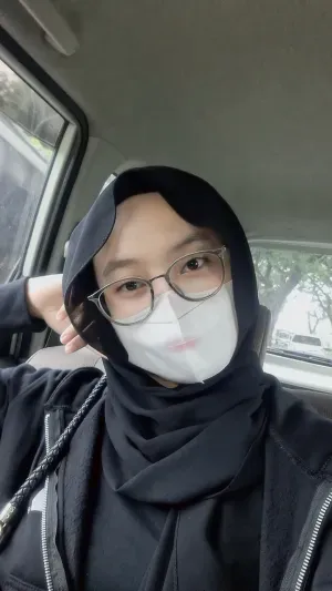 Chicken steak with mushroom gravy sauce