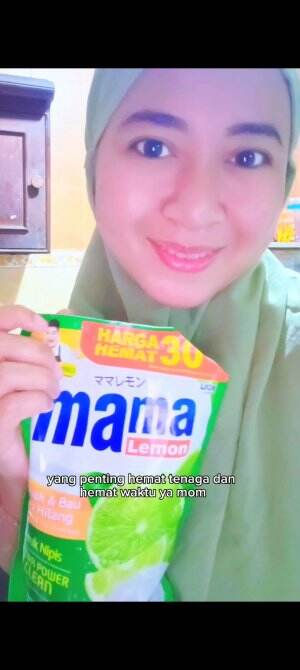cucian piring bersih dengan mama lemon #mamalemon #sabuncucipiring #sabunmamalemon #RCTIPlus #HOTrctiplus #fyp #fypシ 