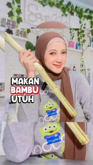 Ada yang bisa gak bantuin aku potong inii karena ternyta syulittt #fyp #markitry #makanbambu part 1