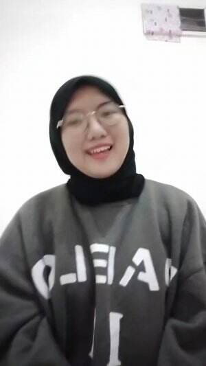 XFI2021  SOLO  STEFANI  20THN  JAKARTA BARAT  TALKING TO THE MOON