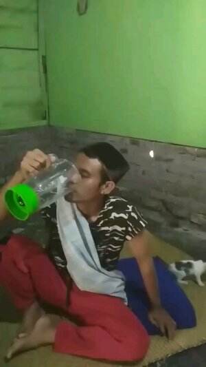 jangan mutusin silaturahim... yuk saling kenal satu sama lain...