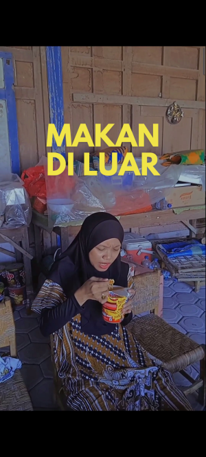 YUK MAKAN DI LUAR 