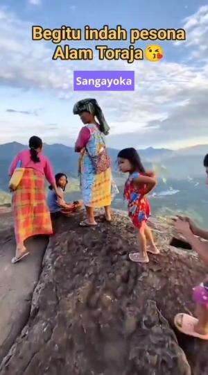  kampung halamannya suasana desa
 #toraja 
 #negridiatasawan