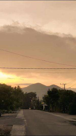 senja yang menenangkan #melukissenja  #sunset seed 