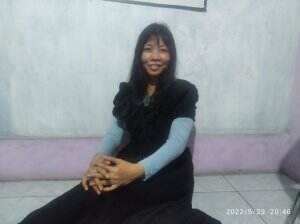 Nama: Eni Puji Astuti, Depok, Judul lagu: Sebelum Cahaya - Letto. Mohon dibantu vote ya semuanya, Terima kasih sebelumnya 🙏🙏🙏   
