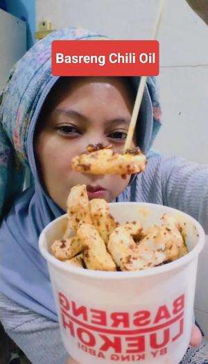 Basreng LUEKOH by King Abdi hmm pedo eloomm ? #basrengchilioil #basreng #basrengpedas #RCTIPlus #nyaidarugi_real 