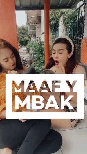 maaf y mbak sepatu nya tebang ke mangkok makan🤣🤣🤣
 #lucu #gokil #humor #hiburan