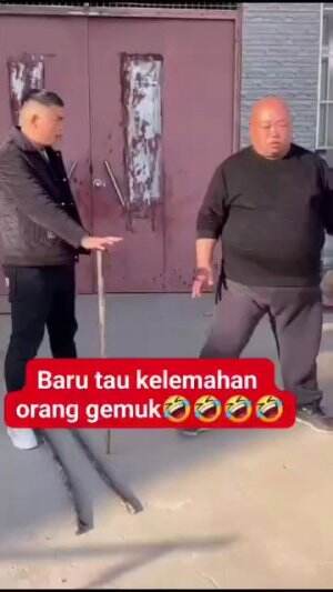 Awas aja sampe ada yang brani giniin gua 