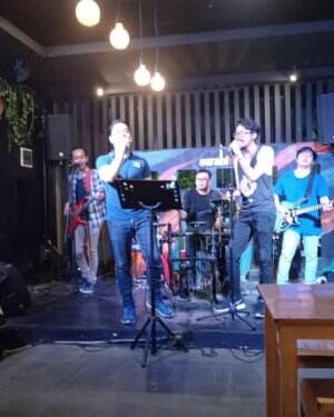 TINBS Sultan Bandung 27 Tahun Lagu Cinta #TINBS