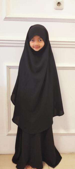 afita Zahra maulana, 7 th, QS: Al jumu'ah