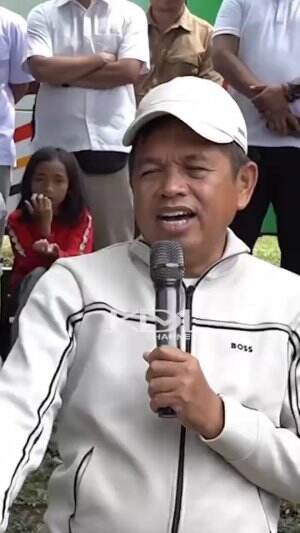 kunjungan kdm ke barak militer
#fypシ゚viral #fyp #virall 