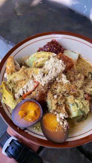 SPOT SARAPAN GUDEG ENAK DI KRATONAN ❗️❗️❗️ . Enek sing bingung golek sarapan gudeg enak ??? 

#foodvlogger  #RCTIPlus  #HOTrctiplus 