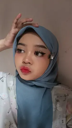 IDOL_XIII ANGGITA NURYATIN 25 TAHUN JAKARTA THE BOY IS MINE 