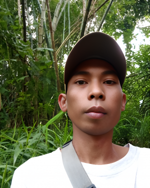 menikmati suasana damai di teras rumah dengan rintik rintik hujan turun dari langit #maafberisikHUJAN  #Hidup itu akan terasa lebih mudah ji