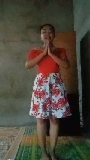 primadona Pantura nama:Anisa Selviana Tantri asal:Lampung umur:18th judul lagu:cinta anak kampung 