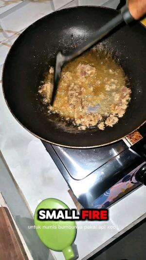 Resep Simpel Bihun Goreng Ala Dapur Abal-Abal👌😊 #RCTIPlus #shortplus #masak #masakanrumahan #resep #resepmasakan #reseprumahan #cookingvideo