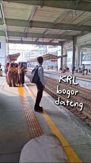 Aziek! Naekin barang baru punya Negara! #Liburan #family