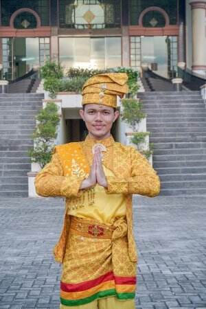 Ade Febriansyah_20 tahun_Meranti Riau_Habibi ya Nurul Ain dan Kupu-Kupu Cinta