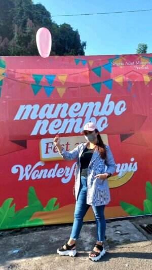 Bismillah..minni vlog holiday at Negri Adat Manembo-Nembo..staytune yuk karna di menit ke 03.00 ada yg seru banget sampai akhir video 