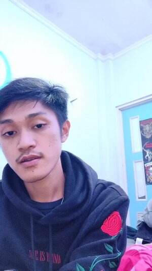 IDOL_XII BRIAN 23 SEMARANG JUSTIN BIEBER- PEACHES