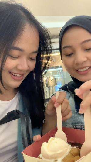 cobain cookie bomb yang sempet viral, manissss banget!