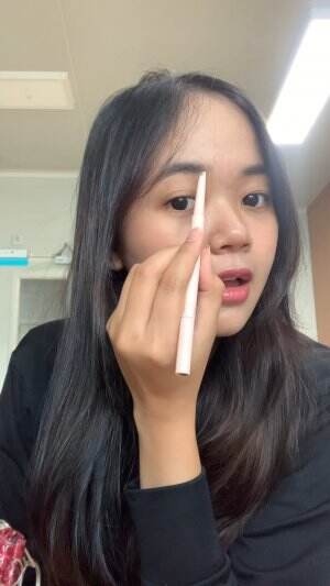 make up buru buru yang penting ngga pucet