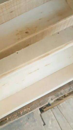 Semua wadah pakan buat sendiri bolo, manfaatkan bahan kayu yang ada saja.. bahkan kadang customer menthok ikut pesen boleh kita buatkan #pet