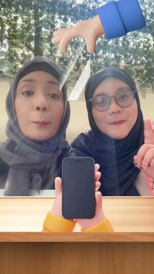 pasang anti gores bareng direy