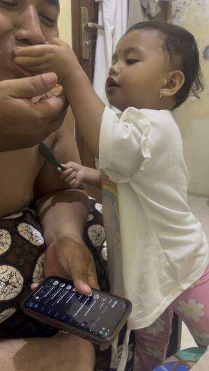 Noora suapin abah makan bihun  #NooraKhadijahAlKhered  #masyaallahtabarakallah  #duomakan  #keluargabahagia  #RCTIPlus 