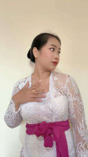 Sekali sekali bikin transisi hehehee  #Cantik  #kebaya #fyp #Viral #transisimakeup #transisidouyin  #RCTIPlus  #HOTrctiplus 