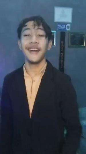 KDI 2025 NAMA DIDI HILAL FAZRI ASAL LOMBOK TENGAH NTB UMUR 19 TAHUN JUDUL LAGU UPBEAT BUNGA SURGAWI  #OnlineAuditionKDI2025
 