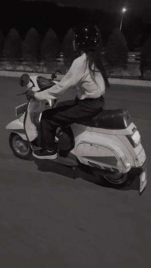 Menikmati malam dengan Corsa 1994 #vespa